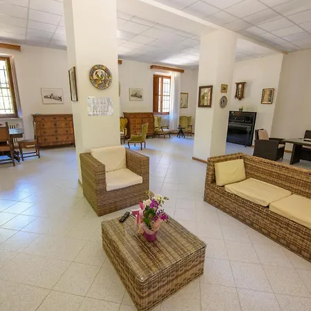 캠프장 Casa Perferie “pastor Angelicus” *