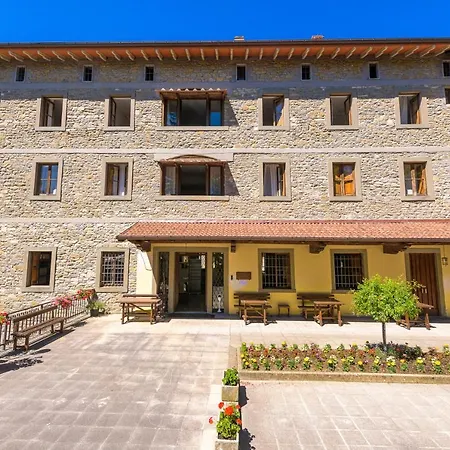 캠프장 Casa Perferie “pastor Angelicus” *